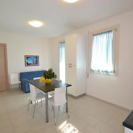 New Modern In City Centre Apartamento